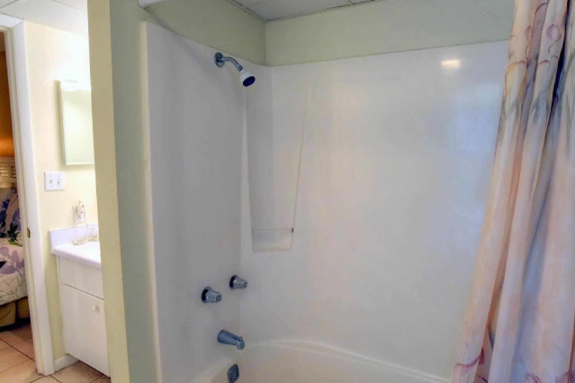 Apartment 1103w Sunbird Panama City Beach
